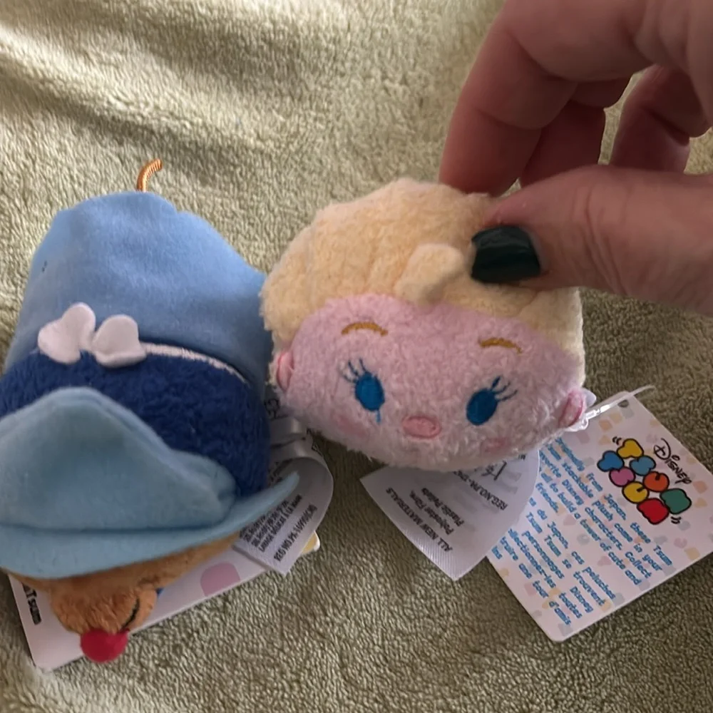 New! Two tsum tsums! Gus from Cinderella and Elsa from Frozen!